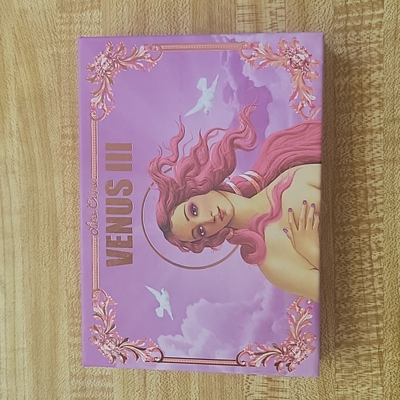 NIB Lime Crime Venus III eyeshadow pallette - Picture 2 of 3